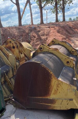 Caçamba escavadeira CAT320 - EC0110